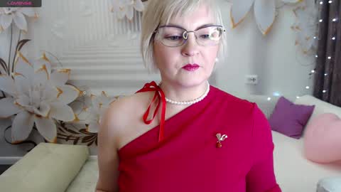Blonde woman X online show from 01/27/25, 05:58