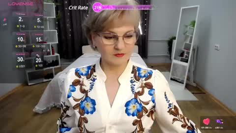 Blonde woman X online show from 03/12/25, 07:35