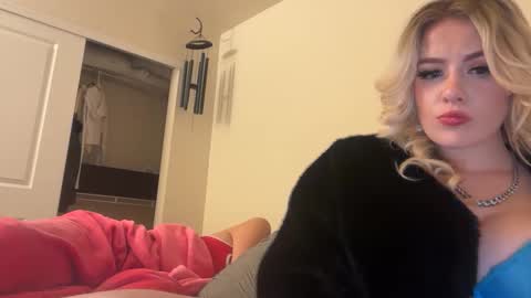 Snapshot of blondebunny999 chatting on 03/04/26, 07:58 blondebunny999 online show from 03/04/26, 07:58