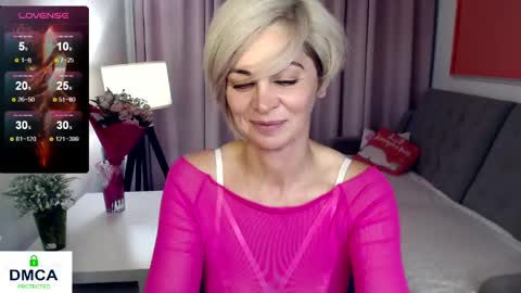 Lola online show from 06/06/26, 04:12