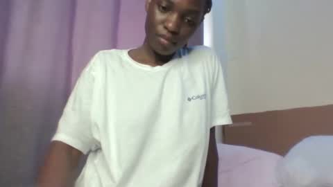 Bebes online show from 11/22/25, 06:12