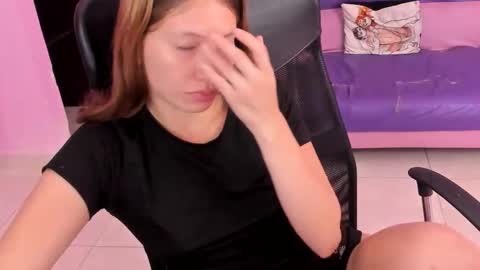 blondie_dirty_squirt online show from 06/07/26, 11:47