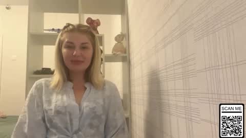 blondie_xoxoxo online show from 11/17/25, 08:03