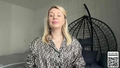 blondie_xoxoxo online show from 04/15/26, 10:11