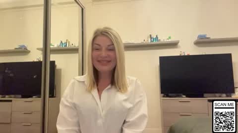 blondie_xoxoxo online show from 05/15/26, 03:41