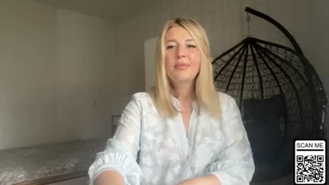blondie_xoxoxo online show from 06/14/26, 07:32