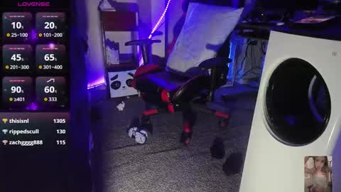 Bubbles online show from 11/25/25, 02:50