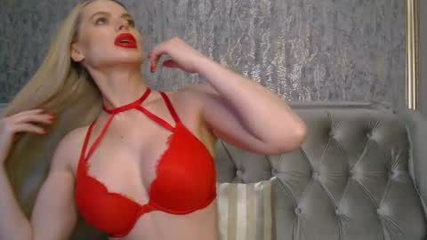 Helen online show from 04/29/26, 09:10