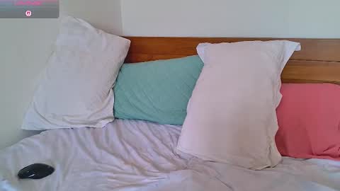 Sasha online show from 10/22/25, 06:24