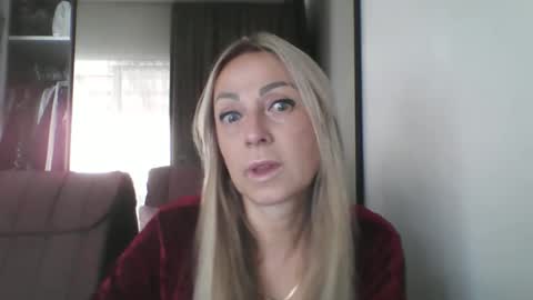 Iren online show from 09/10/25, 07:41