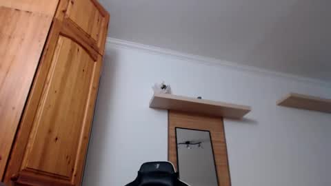 blondyelena online show from 12/13/24, 09:46