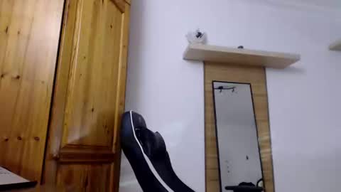 blondyelena online show from 12/15/24, 08:19