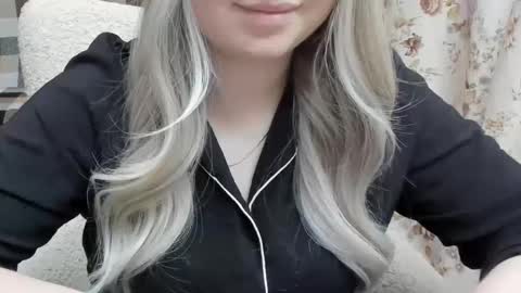 Snapshot of blondymargaret chatting on 03/08/25, 07:20 blondymargaret online show from 03/08/25, 07:20