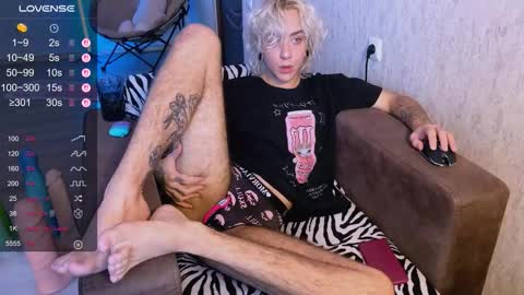 Snapshot of blooming_soul chatting on 09/30/25, 08:52 blooming_soul online show from 09/30/25, 08:52