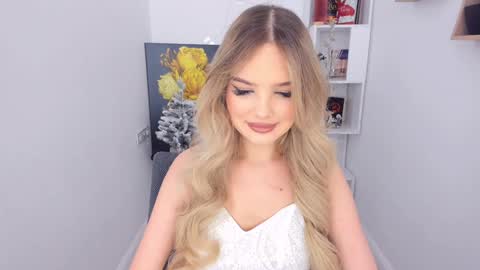 Sophia online show from 12/13/24, 11:45