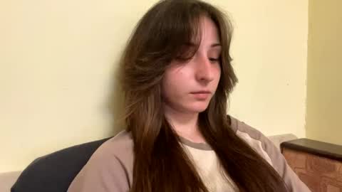 Snapshot of bloomsakuraa chatting on 04/27/26, 05:00 bloomsakuraa online show from 04/27/26, 05:00