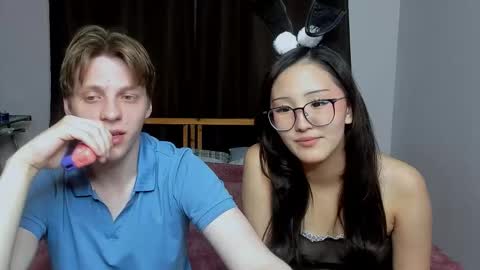 Sasha and Maria online show from 10/21/25, 10:10