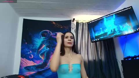 Snapshot of blowjob_sex69 chatting on 12/29/24, 06:16 santiylola online show from 12/29/24, 06:16