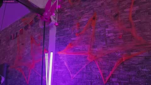 Snapshot of blowjob_sex69 chatting on 10/26/25, 08:26 santiylola online show from 10/26/25, 08:26