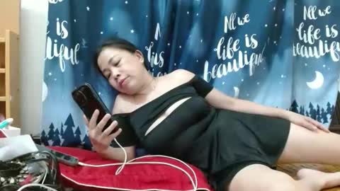 Snapshot of blowy079 chatting on 09/15/25, 07:19 blowy079 online show from 09/15/25, 07:19