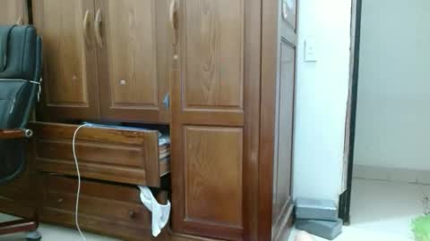 Snapshot of blowy079 chatting on 09/16/25, 08:37 blowy079 online show from 09/16/25, 08:37