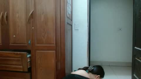 Snapshot of blowy079 chatting on 09/20/25, 11:17 blowy079 online show from 09/20/25, 11:17