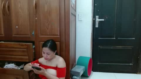 Snapshot of blowy079 chatting on 09/23/25, 12:57 blowy079 online show from 09/23/25, 12:57