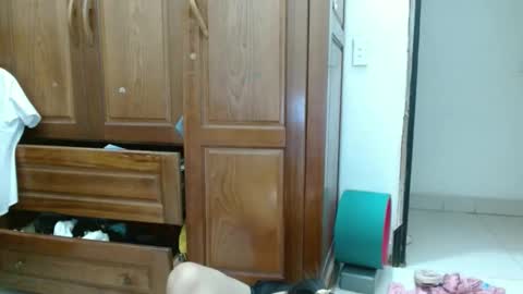 Snapshot of blowy079 chatting on 10/15/25, 02:39 blowy079 online show from 10/15/25, 02:39