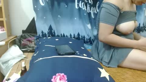 Snapshot of blowy079 chatting on 10/19/25, 10:32 blowy079 online show from 10/19/25, 10:32