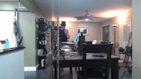 Snapshot of blu4121 chatting on 10/31/25, 09:38 Wyatt online show from 10/31/25, 09:38