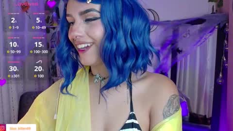 blue_kittenn online show from 10/19/25, 04:24