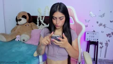 Linda  online show from 03/12/25, 04:24
