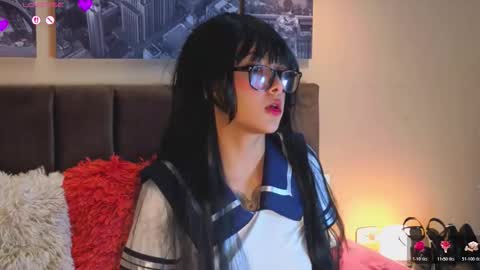 Snapshot of blue_sixx chatting on 11/07/25, 10:32 blue_sixx online show from 11/07/25, 10:32