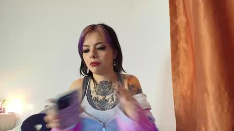 Alice bleu for friends  online show from 12/26/24, 04:10