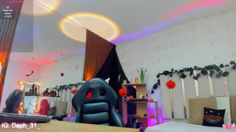 blue_tay1 online show from 10/20/25, 11:21