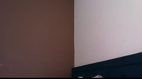 Snapshot of blueaby1 chatting on 09/22/25, 01:07 blueaby1 online show from 09/22/25, 01:07