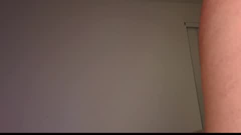 Snapshot of blueaby1 chatting on 09/29/25, 01:00 blueaby1 online show from 09/29/25, 01:00