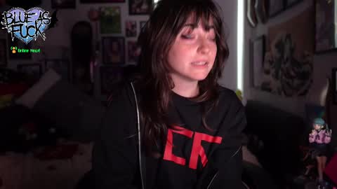 Blue online show from 09/17/25, 01:18