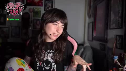 Blue online show from 11/04/25, 02:10