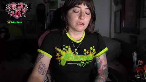 Blue online show from 11/12/25, 01:39