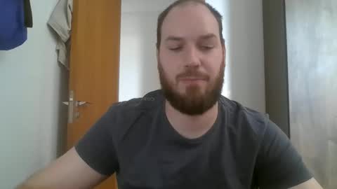 Blue online show from 02/28/25, 03:26