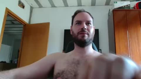 Blue online show from 03/08/26, 06:44