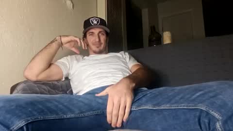 Snapshot of bluecollarfck chatting on 12/03/24, 02:25 Dominick Wyte online show from 12/03/24, 02:25