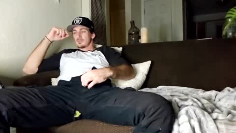 Snapshot of bluecollarfck chatting on 12/10/24, 01:32 Dominick Wyte online show from 12/10/24, 01:32