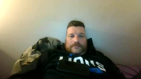 bluedemoneyes1986 online show from 02/22/25, 04:07