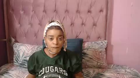 Snapshot of bluedi622952 chatting on 10/24/25, 10:22 Tee online show from 10/24/25, 10:22