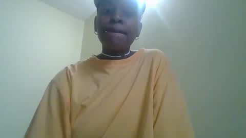 Snapshot of bluedi622952 chatting on 03/03/26, 08:09 Tee online show from 03/03/26, 08:09