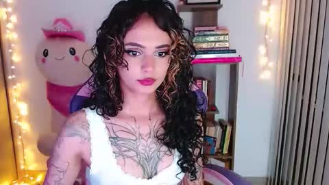Im Abril .. Nice to meet you  thumb up me please its important  INDEPENDENT MODEL online show from 03/22/26, 02:26