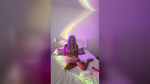 Im Abril .. Nice to meet you  thumb up me please its important  INDEPENDENT MODEL online show from 05/09/26, 01:55