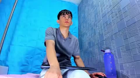 blueestar03 online show from 12/05/24, 12:22